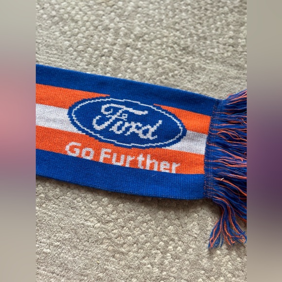 Boise state broncos scarf - Picture 3 of 3